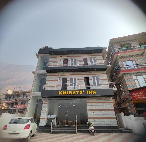 بنسيون Knights Inn