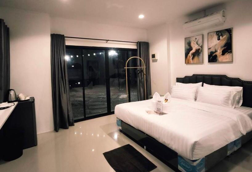 بنسيون Skybird Lake View Resort&camping Khaoyai