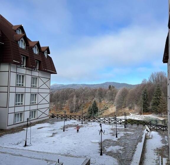 Apartment Near Ski Center