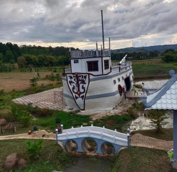 צימר Boat And House Resort Khao Kho