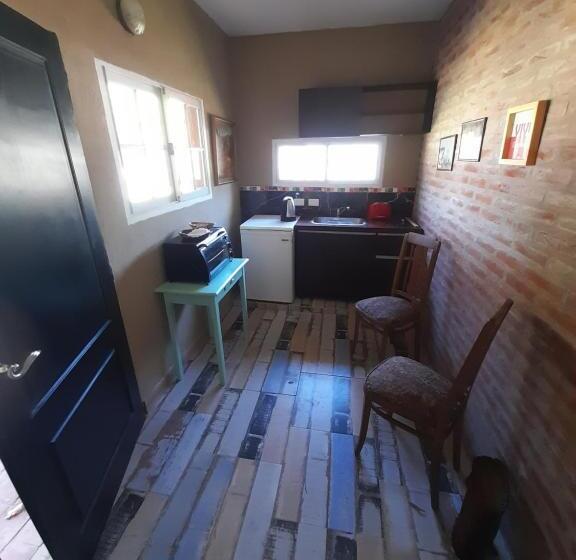 مبيت وإفطار La Amelia