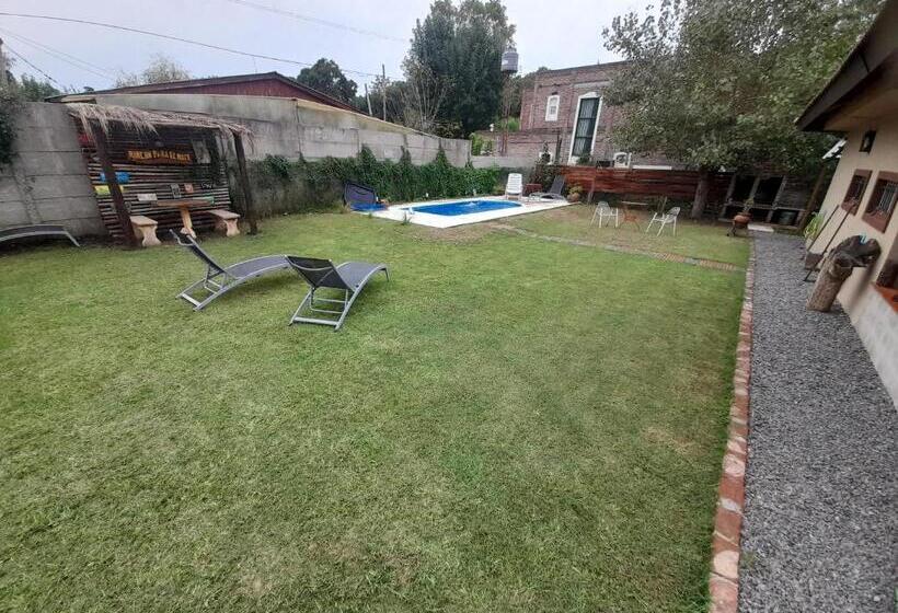 مبيت وإفطار La Amelia