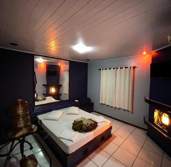 Free Way Motel