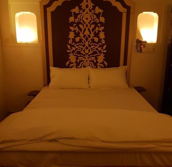 فندق Chhoti Kothi   A Heritage Homestay By The Ganges