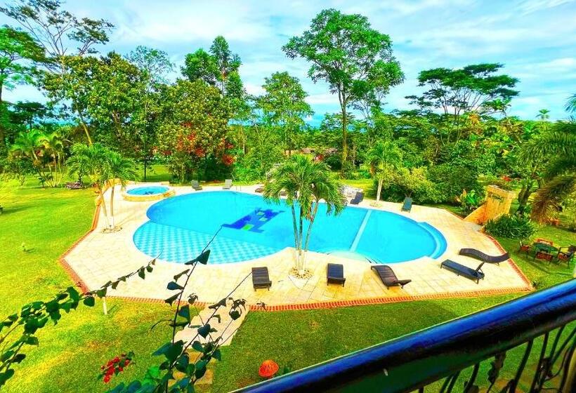 هتل Kamelot Colonial