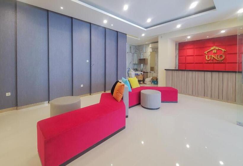 هتل Reddoorz Plus @ Uno Jalan Merak Samarinda