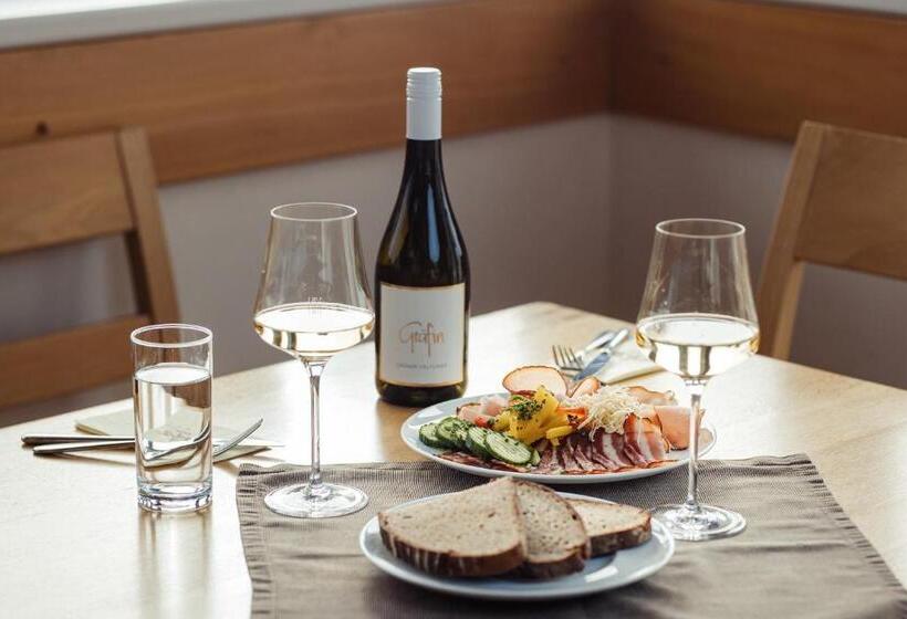 호텔 Weinblick & Weingut Grafinger