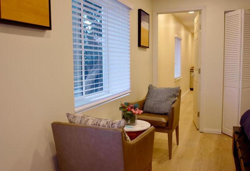بنسيون Hollywood Hills Haven Guest House