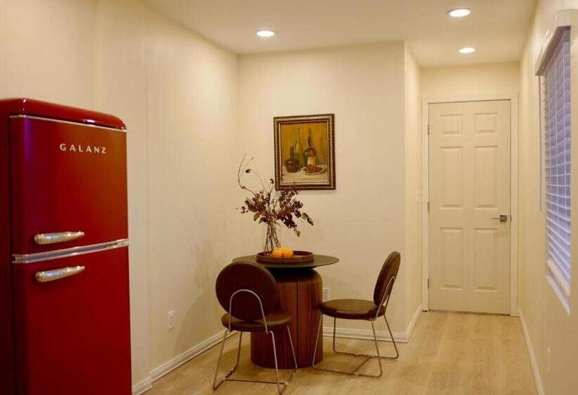 بنسيون Hollywood Hills Haven Guest House