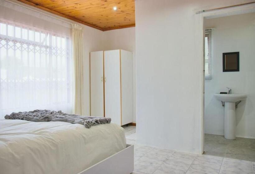 بنسيون Lake Acres Guest House