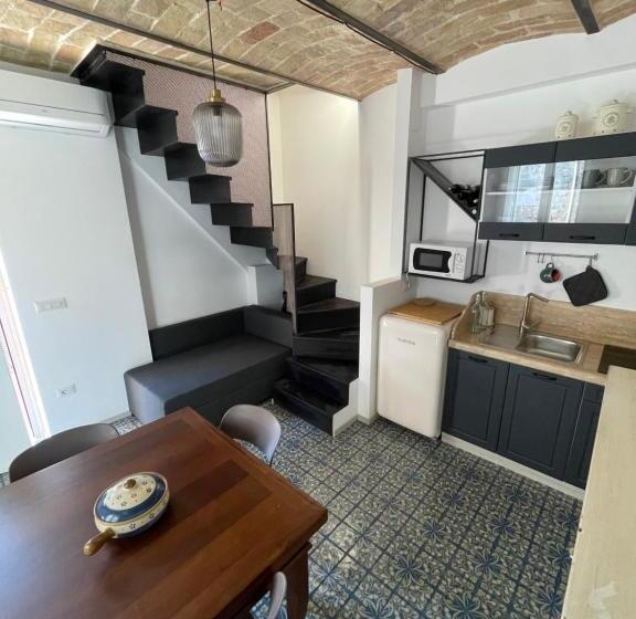 مبيت وإفطار Al Civico 2 Tiny House