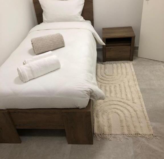 تختخواب و صبحانه Al Vicolo