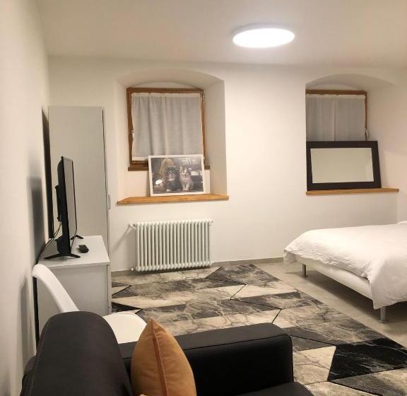 تختخواب و صبحانه Al Vicolo