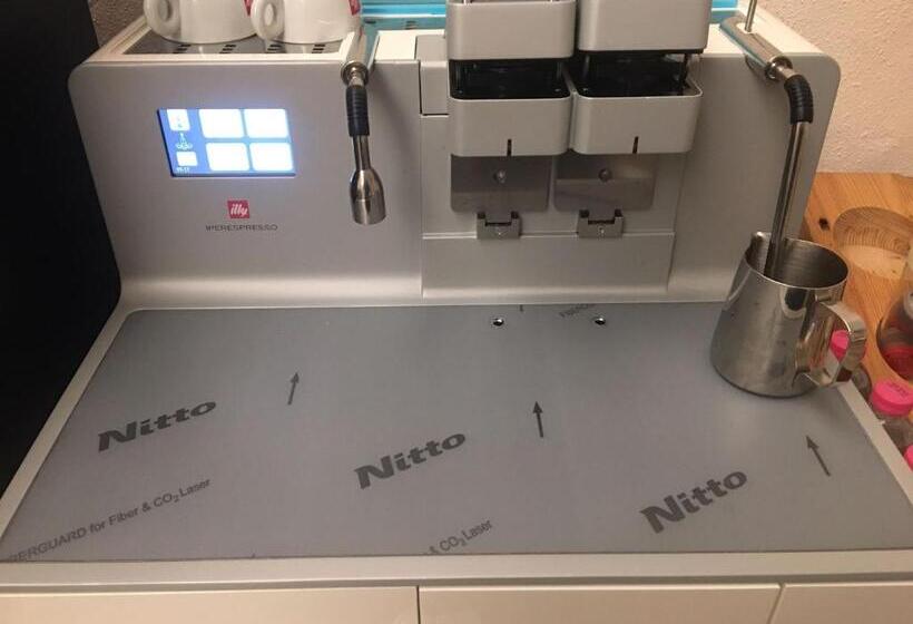 تختخواب و صبحانه Al Vicolo