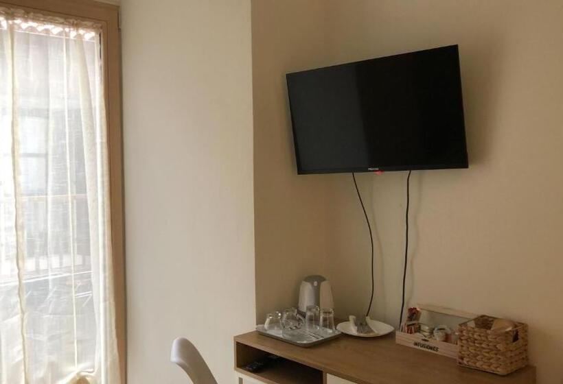 تختخواب و صبحانه Al Vicolo