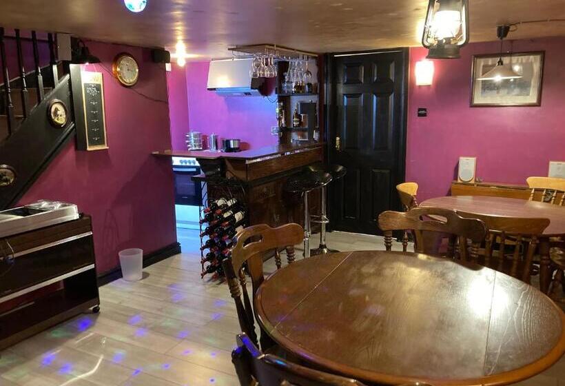 مبيت وإفطار Hong Kong Inn