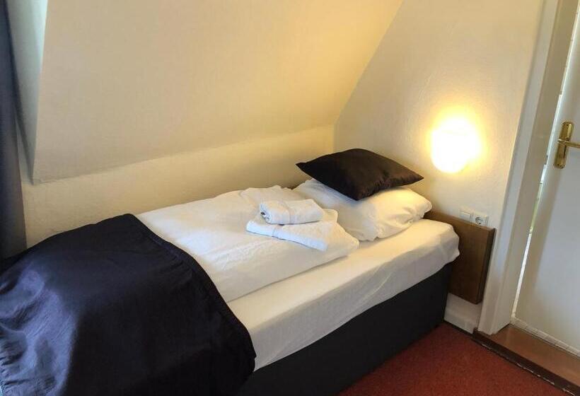 ベッドアンドブレックファースト Villa Cornely