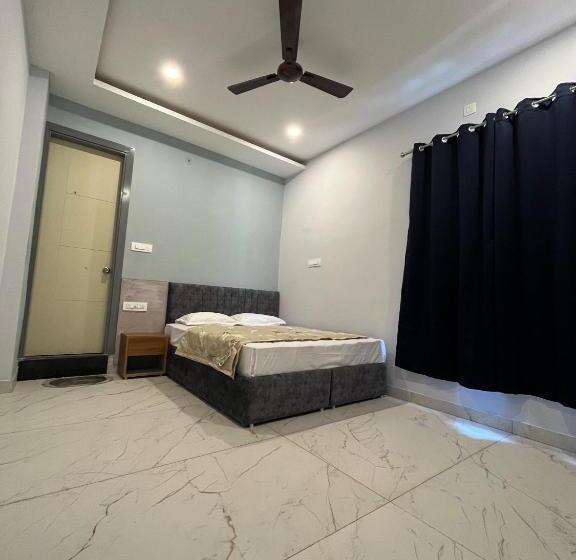 فندق Devlok Homes