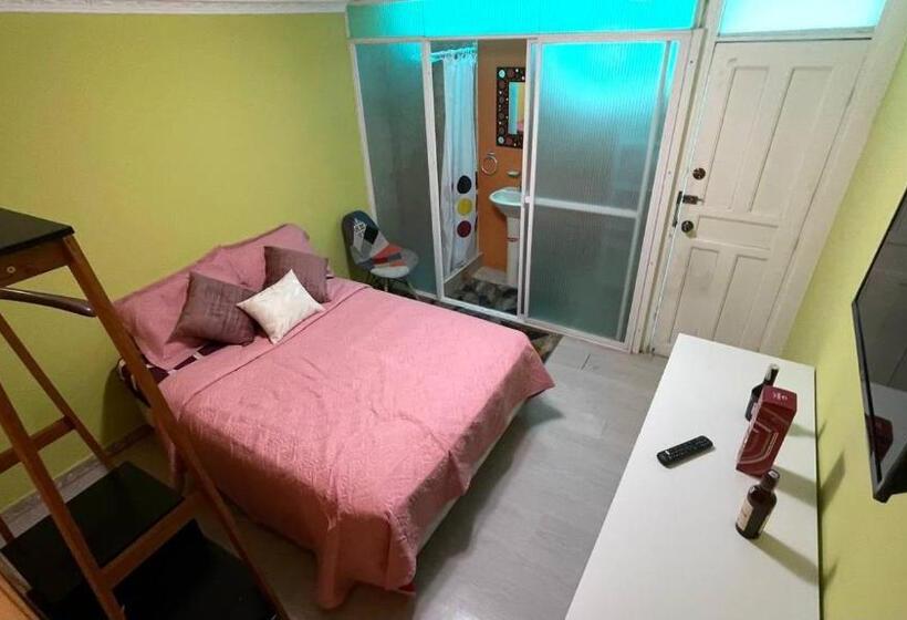 Отель Gold House Premium