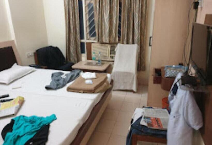 Отель The Kanchan Plaza,bhubaneswar