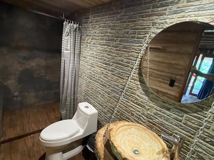 پانسیون Hostal Mocambo Beach