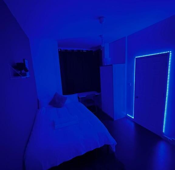 پانسیون Large Ensuite In West Midlands