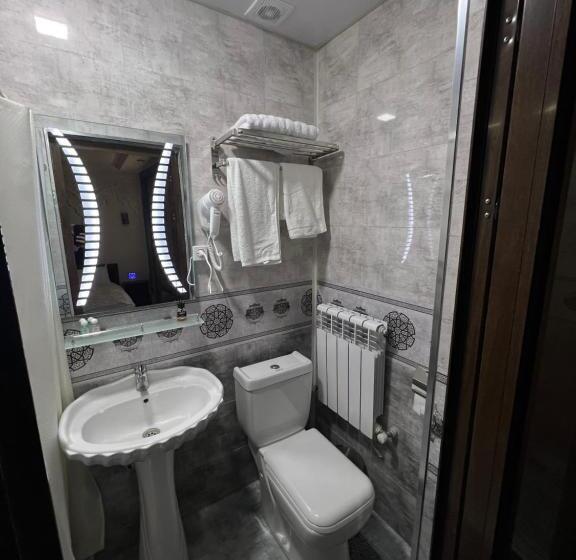 بنسيون Moonlight Guest House