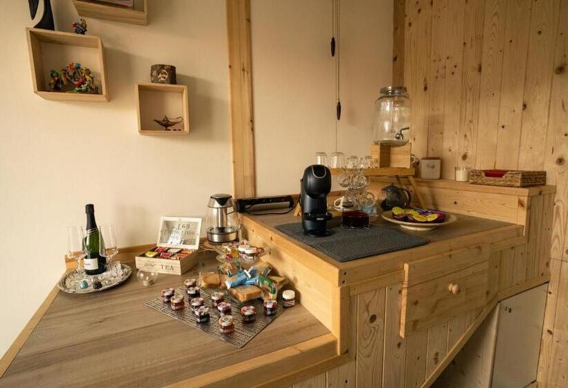 Пансион Villa Zoe   Suite Con Sauna