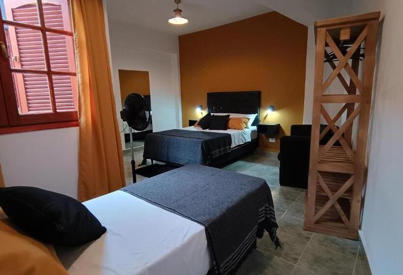 هتل Hostería Suites Del Centro