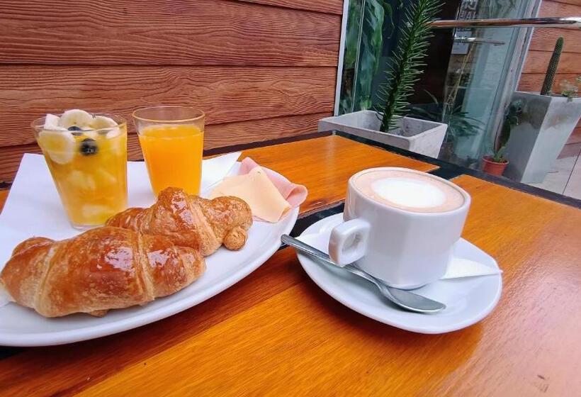 هتل Hostería Suites Del Centro