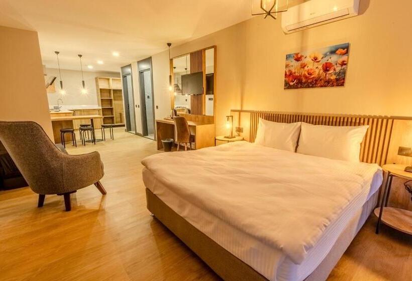 هتل Leli̇ko Suites