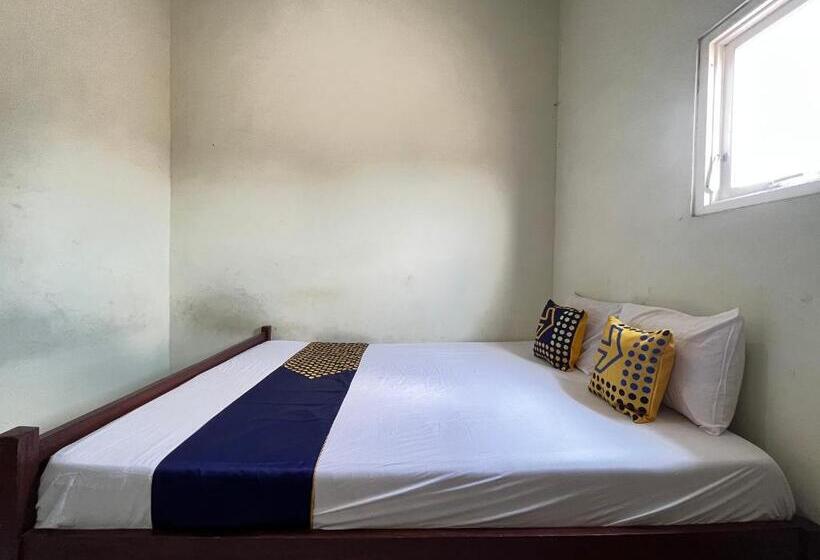 هتل Spot On 93423 Kost Berkah