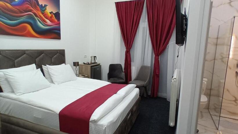 پانسیون Authentic Belgrade Centre   Luxury Suites