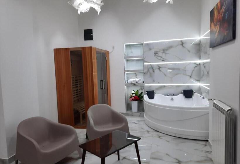 پانسیون Authentic Belgrade Centre   Luxury Suites