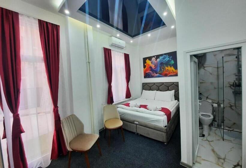 پانسیون Authentic Belgrade Centre   Luxury Suites