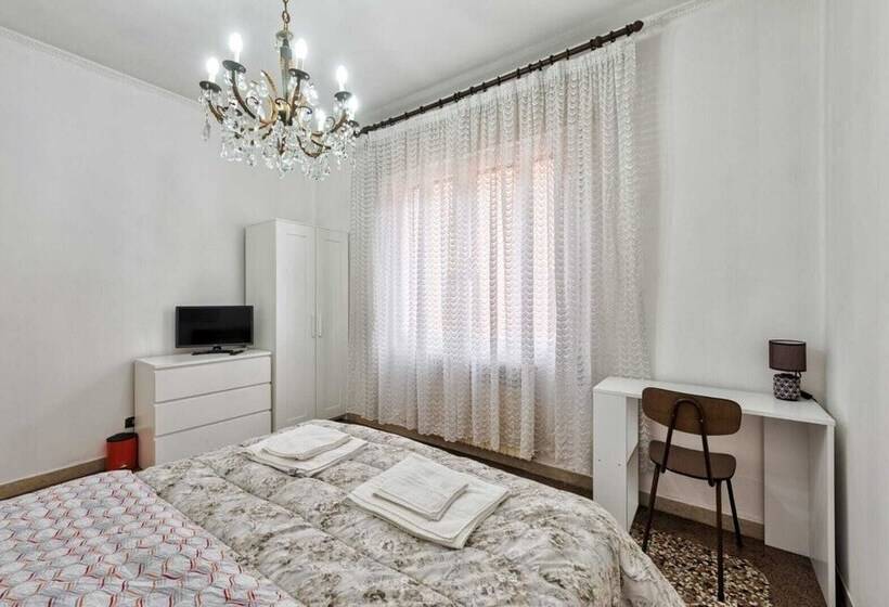 پانسیون Santa Marina Venice Apartment