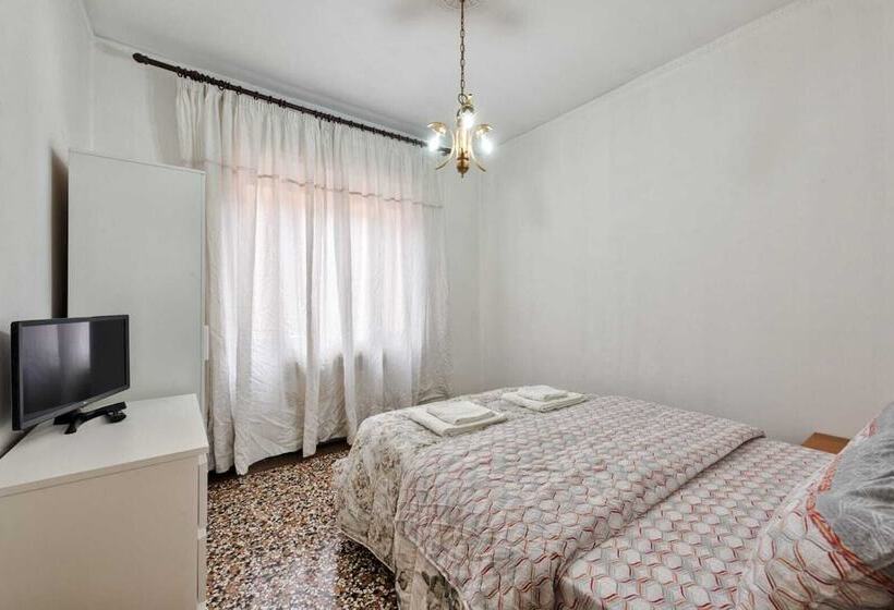 پانسیون Santa Marina Venice Apartment