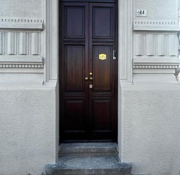 پانسیون Guest House Mameli44