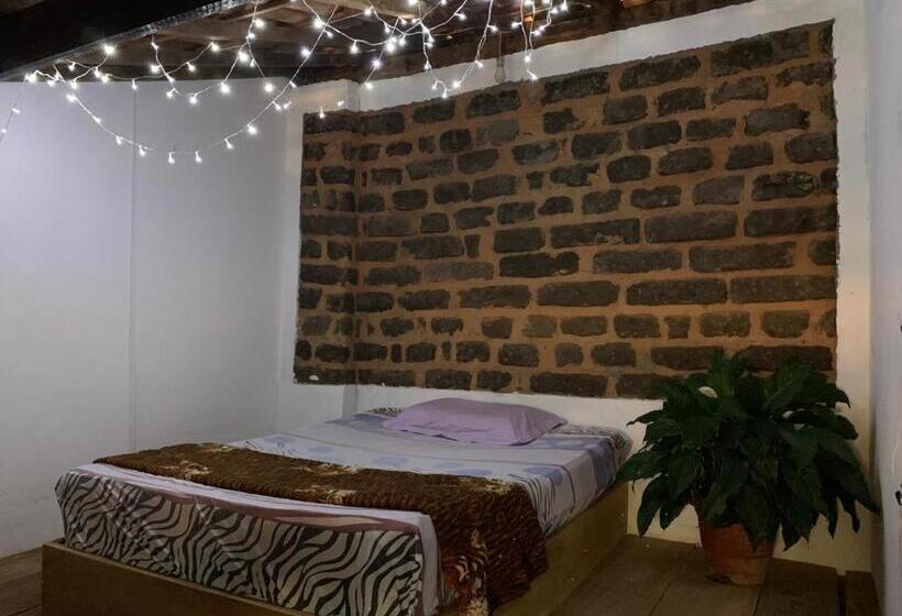 펜션 Hostel Solar