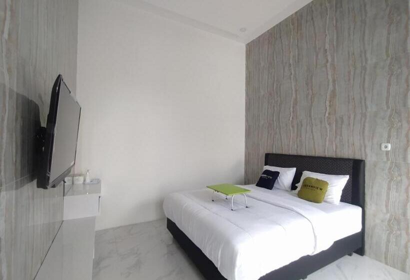Urbanview Hotel Nimara Ngawi By Reddoorz