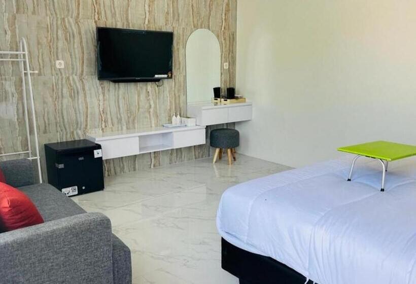 Urbanview Hotel Nimara Ngawi By Reddoorz