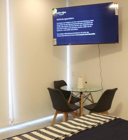 مبيت وإفطار Vatten Studios And Suites By Check In Ec