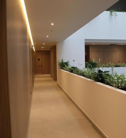 مبيت وإفطار Vatten Studios And Suites By Check In Ec