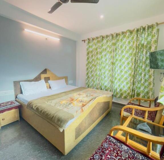 Bed and Breakfast Amarsheela Cottage