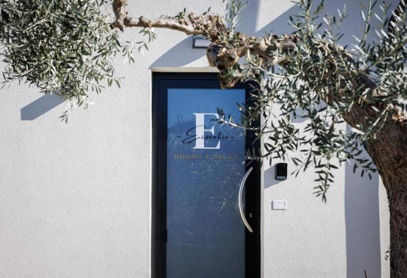 مبيت وإفطار Essentia Rooms & Relax