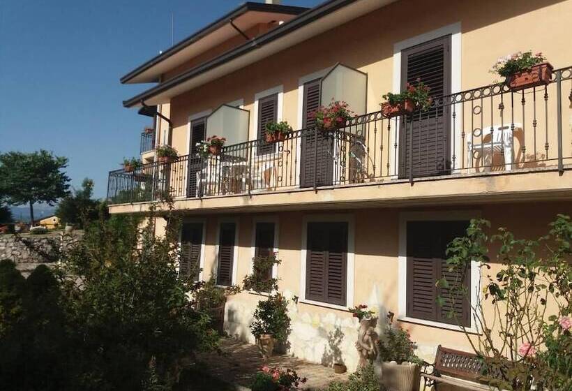 مبيت وإفطار La Loggia