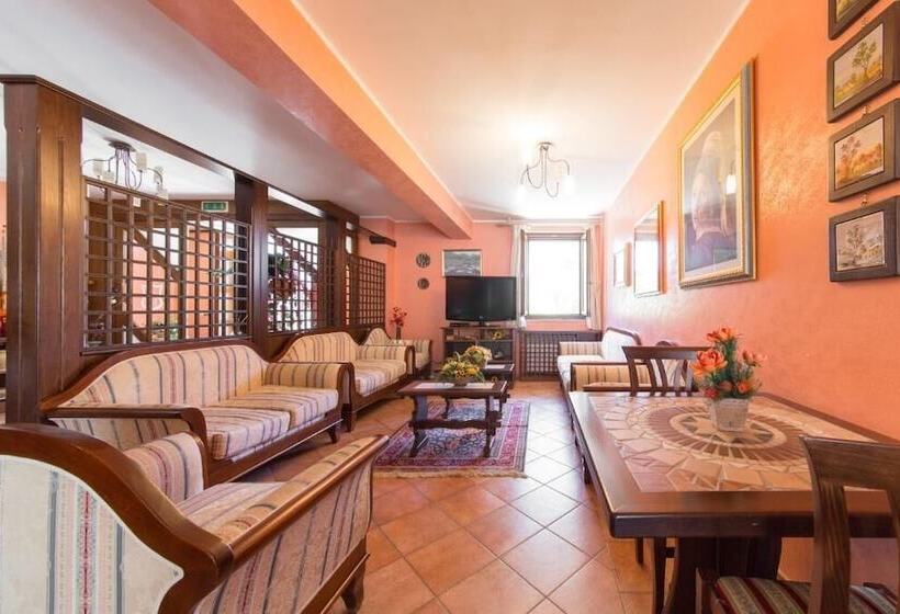 مبيت وإفطار La Loggia