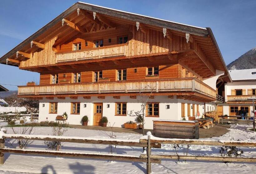 Hotel Ferienwohnungen Rohnbogner