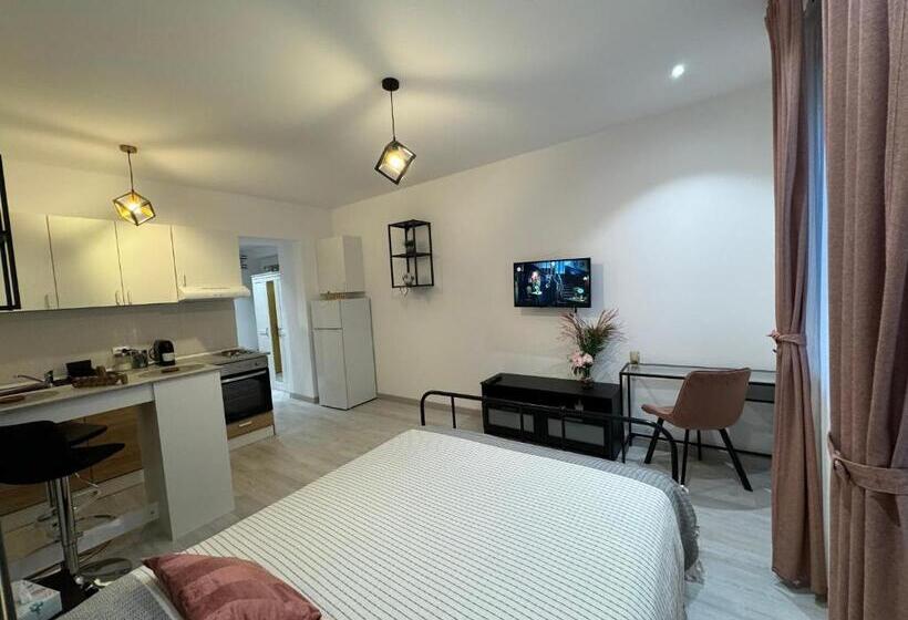 هتل La Mika  Your Home