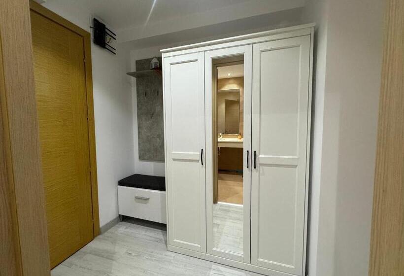 هتل La Mika  Your Home